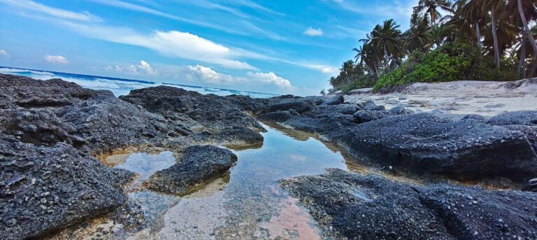 Shoreline of Fuvahmulah island, Maldives.